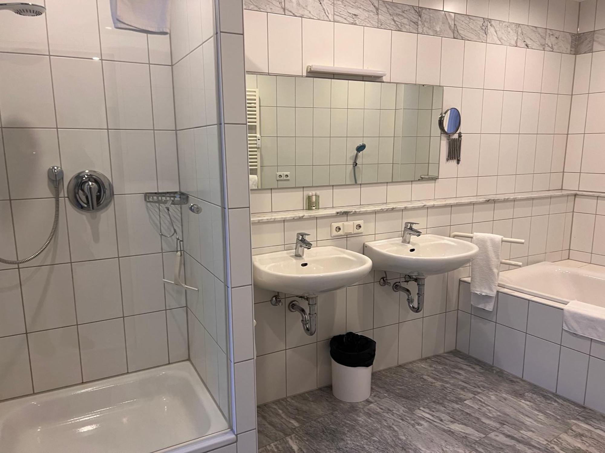 Gasthof Kreuz Bad Waldsee Zewnętrze zdjęcie